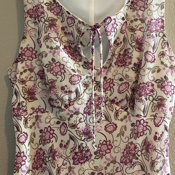 Size 6 cream dress with purple flowers - Picture 4 of 5